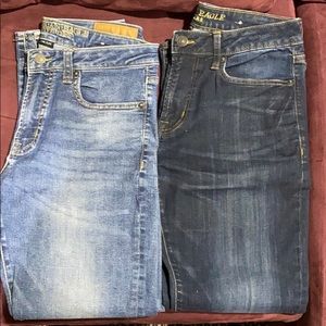 2 pairs American Eagle jeans 31x30